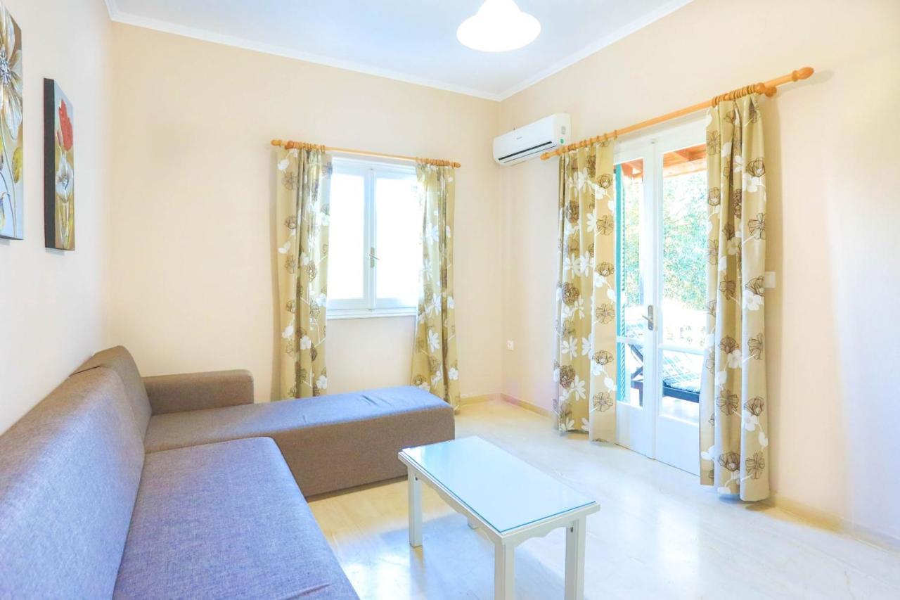 Villa Kiki Agios Spyridon  Екстериор снимка